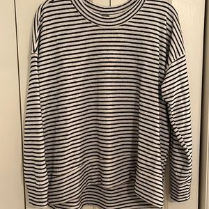 Aerie oversized Terry cloth sweatshirt S